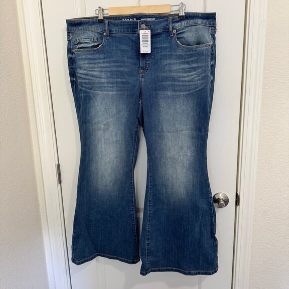 Torrid Denim - NWT Torrid Loose Cannon Clean Perfect Super Flare  Stretch Women’s 20 Short